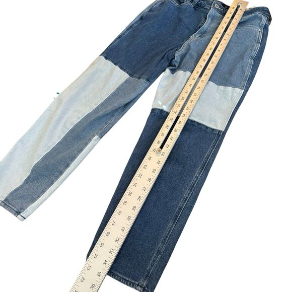 Hollister Women's Jeans Blue Size 29 9R Ultra High-Rise Mom Jean 3 Tone - Picture 4 of 13